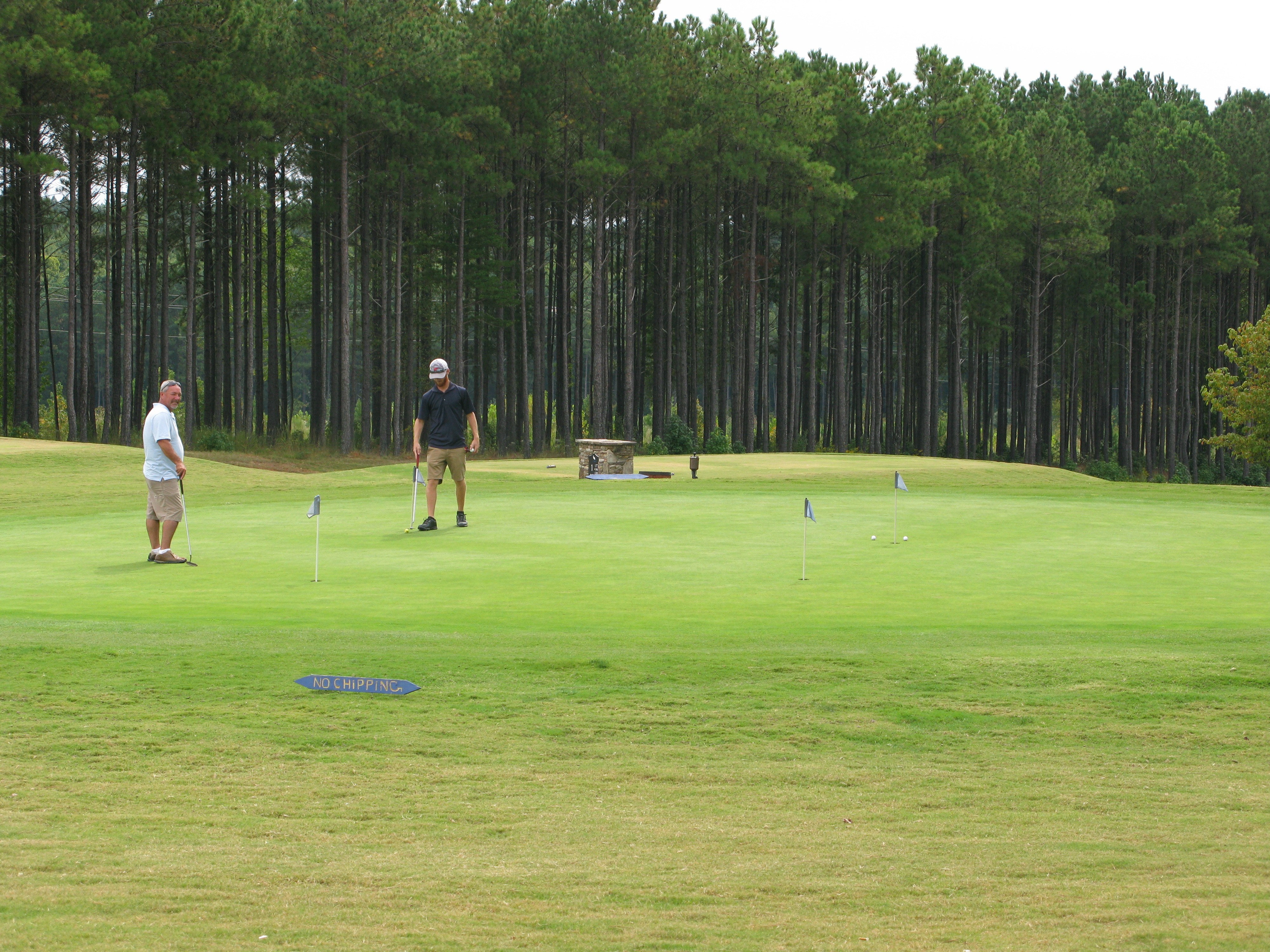 About Us - Edgewater Golf Club